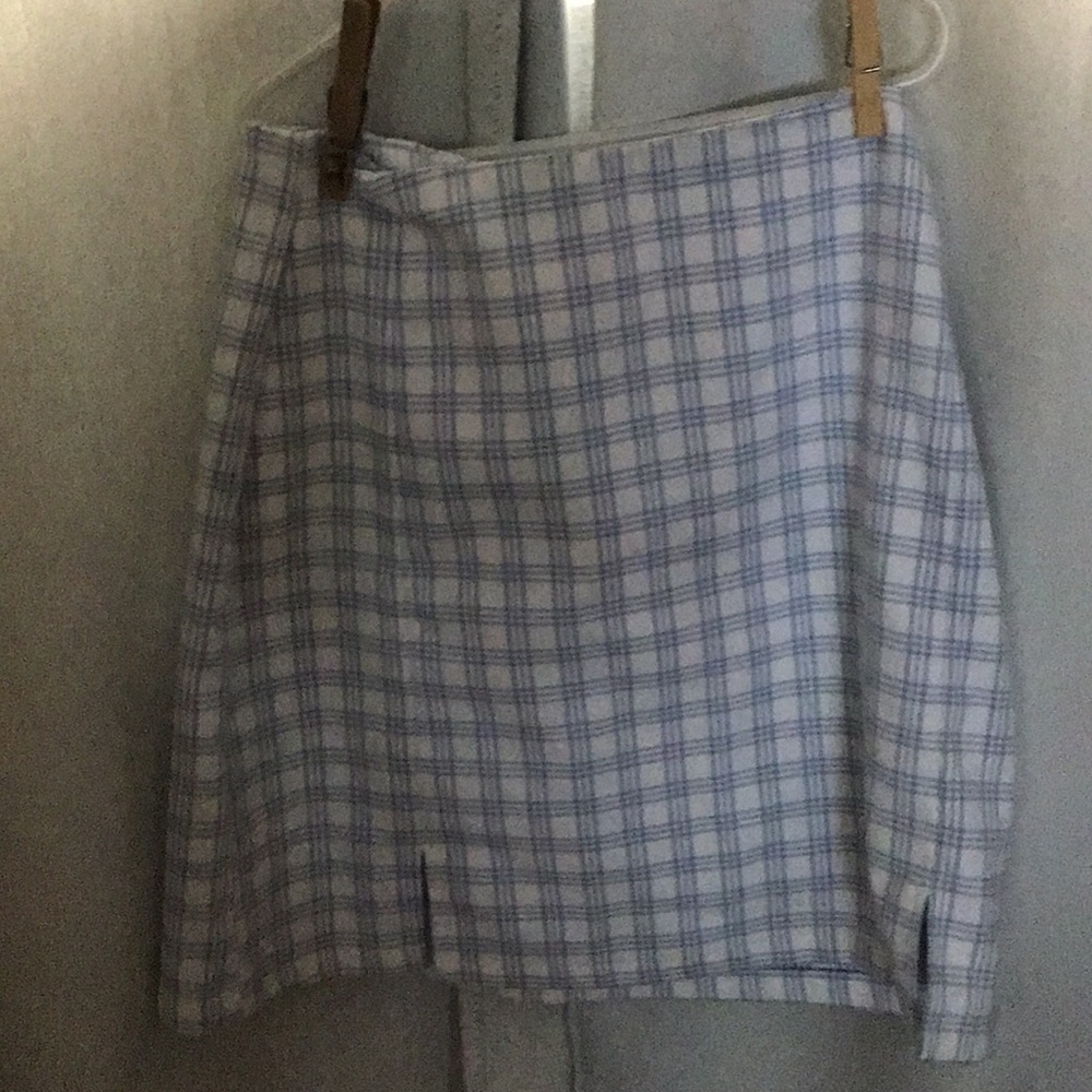 𝐵𝑟𝑎𝑛𝑑𝑦 𝑚𝑒𝑙𝑣𝑖𝑙𝑙𝑒 𝑠𝑘𝑖𝑟𝑡𝑠♡︎♡︎